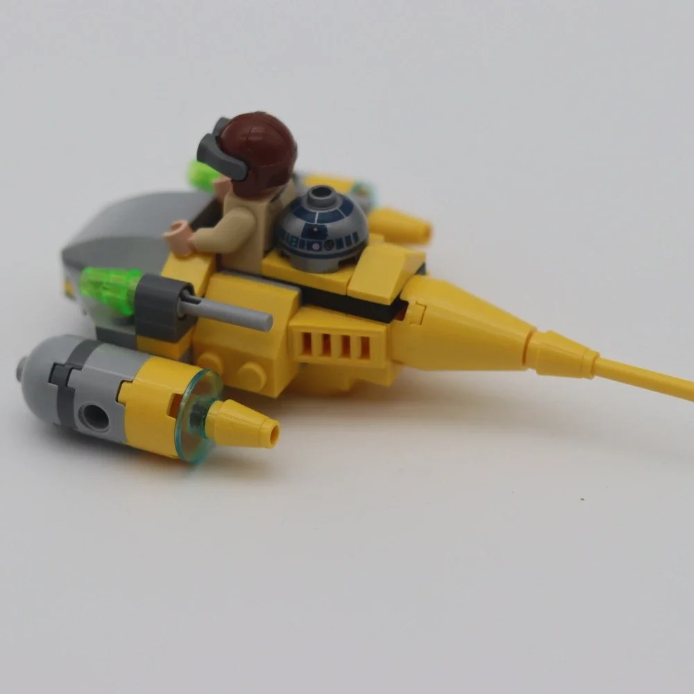 LEGO Star Wars Naboo Starfighter Anakin Skywalker Minifigure & Igloo Build - Picture 7 of 12